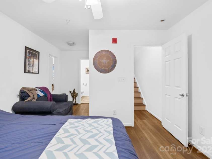 3721 Picasso Court, Charlotte, NC 28205.  MLS# CAR4281891, YatesRealty ID 26991. 