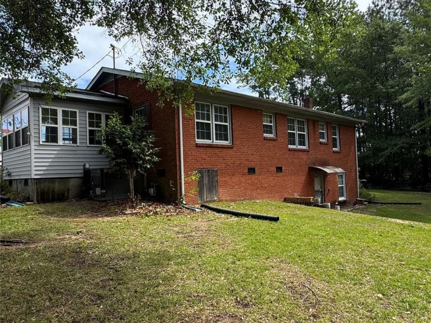1100 Old Lilesville Road, Wadesboro, NC 28170.  MLS# CAR4379901, YatesRealty ID 26992. 