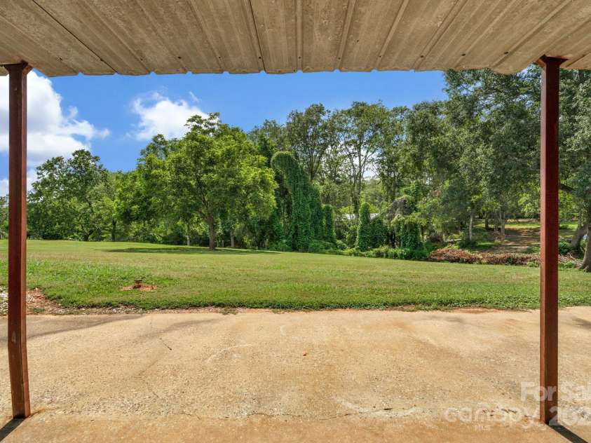 2036 Biggers Lake Road, Shelby, NC 28152.  MLS# CAR4273982, YatesRealty ID 26993. 