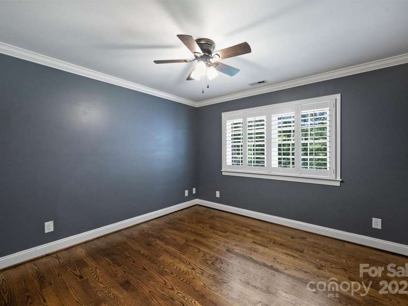 1008 Dumbarton Road, Gastonia, NC 28054.  MLS# CAR4275369, YatesRealty ID 26994. Spacious secondary bedrooms.