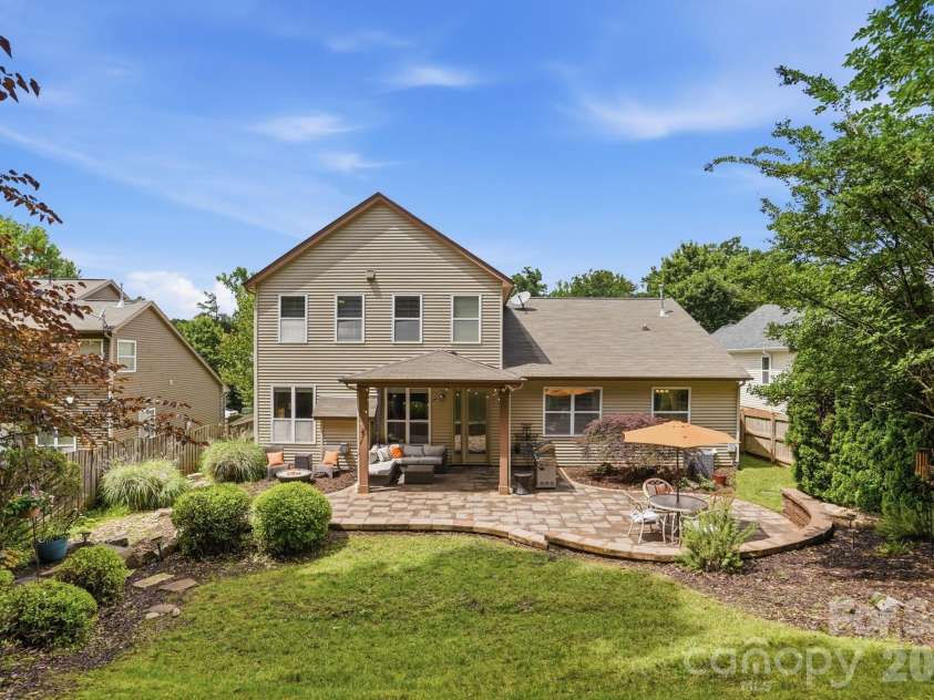 14520 Harmonious Street, Charlotte, NC 28278.  MLS# CAR4371528, YatesRealty ID 26994. 