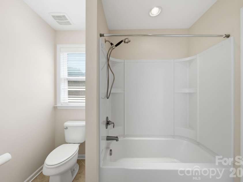14520 Harmonious Street, Charlotte, NC 28278.  MLS# CAR4371528, YatesRealty ID 26994. 