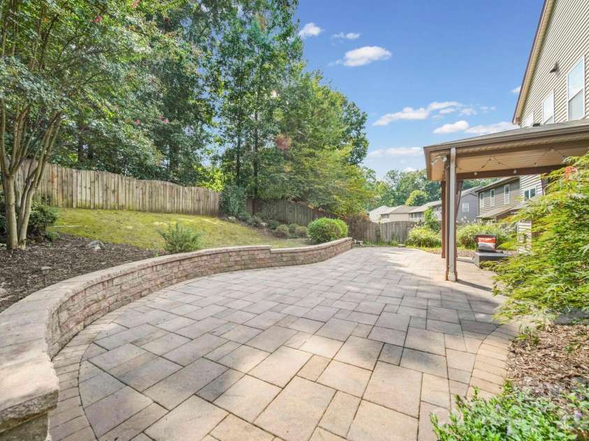 14520 Harmonious Street, Charlotte, NC 28278.  MLS# CAR4371528, YatesRealty ID 26994. 