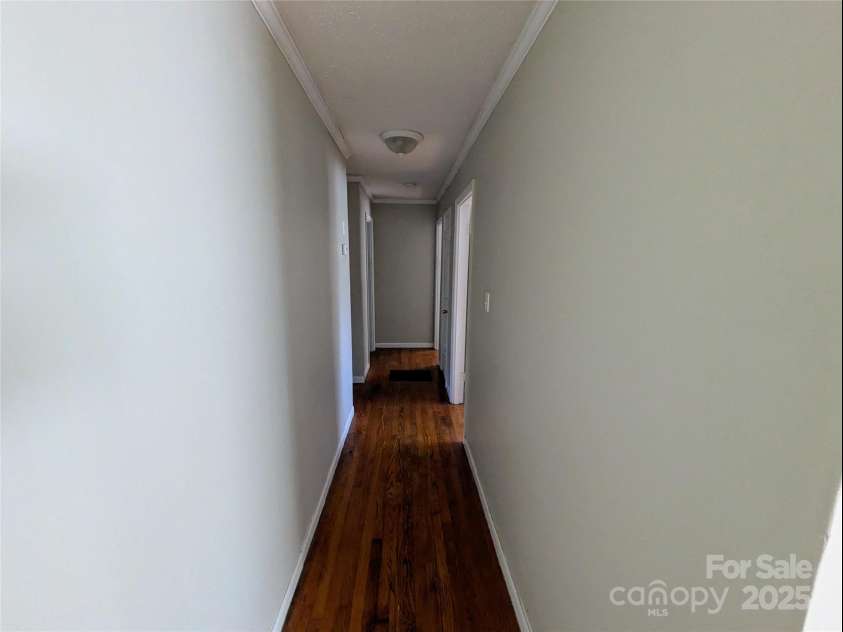 9401 Feldbank Drive, Charlotte, NC 28216.  MLS# CAR4280342, YatesRealty ID 26995. 
