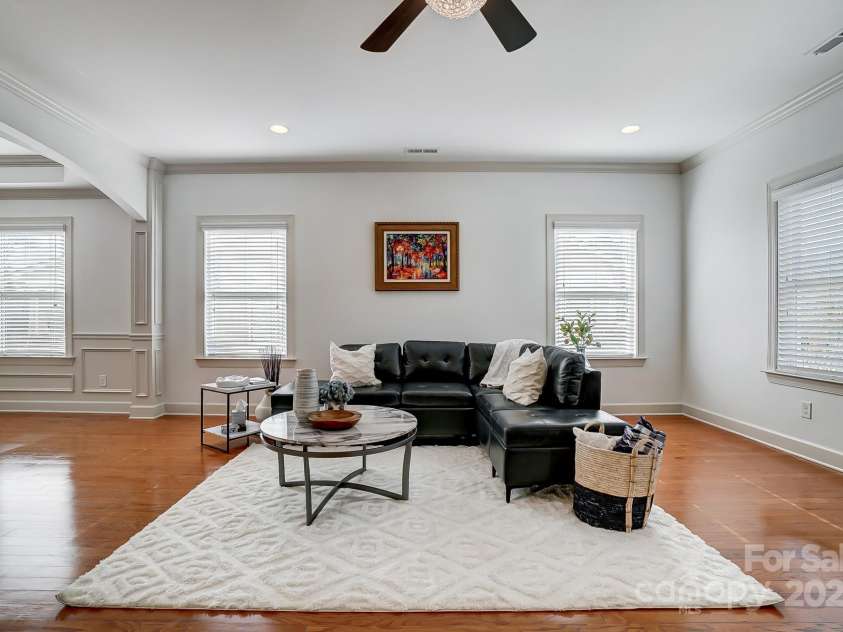 5006 Sand Trap Court, Monroe, NC 28112.  MLS# CAR4225761, YatesRealty ID 26996. Family room