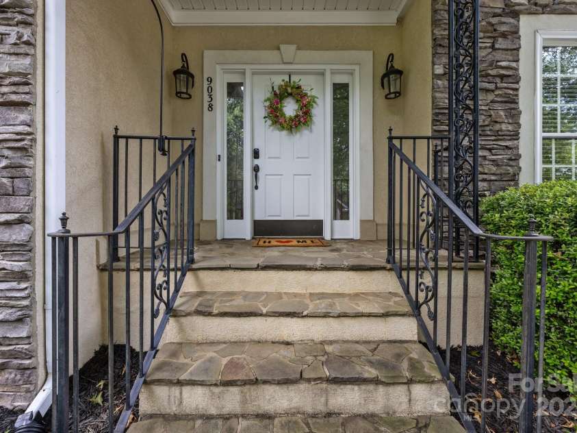 9038 Sandpiper Drive, Charlotte, NC 28277.  MLS# CAR4269770, YatesRealty ID 26997. 