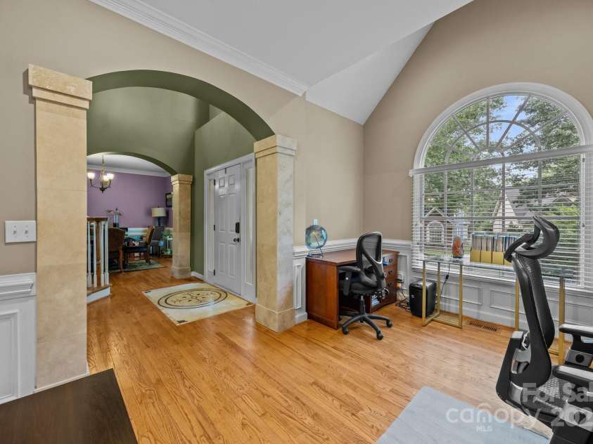 9038 Sandpiper Drive, Charlotte, NC 28277.  MLS# CAR4269770, YatesRealty ID 26997. 