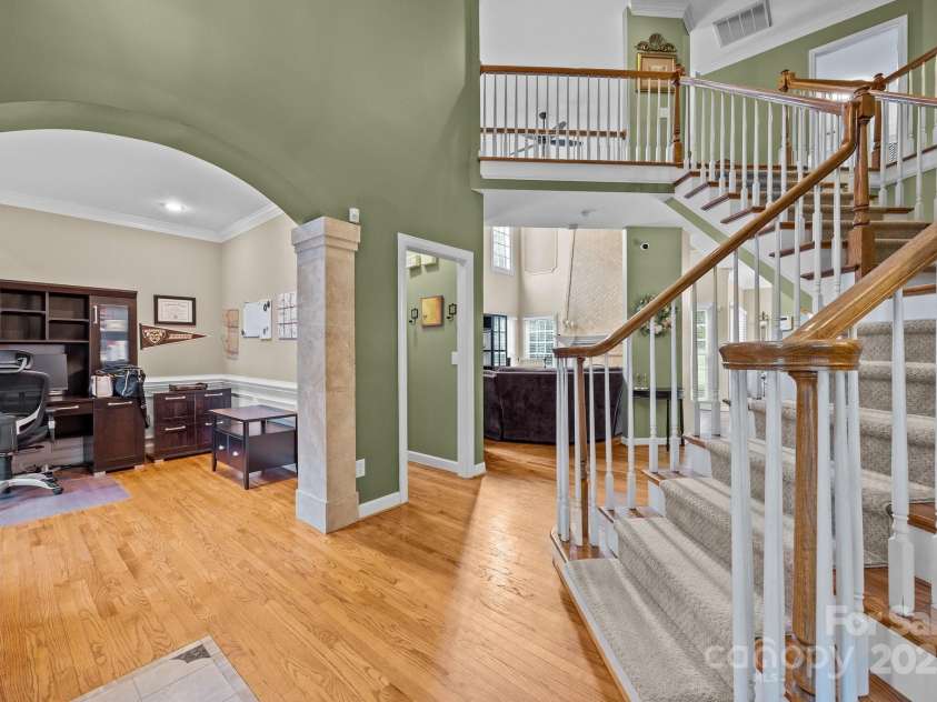 9038 Sandpiper Drive, Charlotte, NC 28277.  MLS# CAR4269770, YatesRealty ID 26997. 