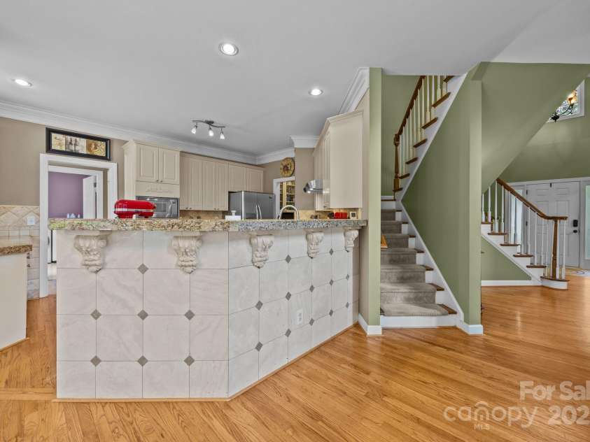 9038 Sandpiper Drive, Charlotte, NC 28277.  MLS# CAR4269770, YatesRealty ID 26997. 