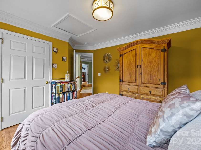 9038 Sandpiper Drive, Charlotte, NC 28277.  MLS# CAR4269770, YatesRealty ID 26997. 