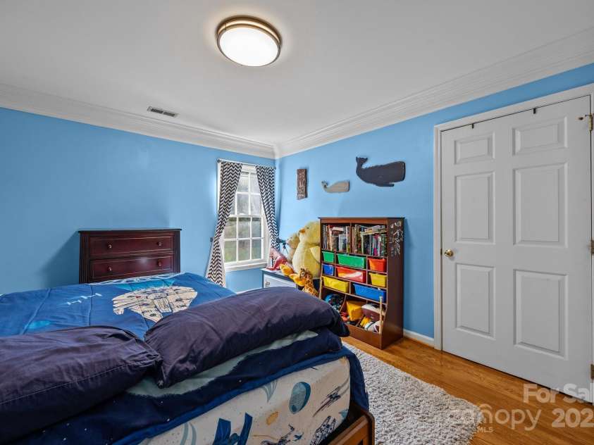 9038 Sandpiper Drive, Charlotte, NC 28277.  MLS# CAR4269770, YatesRealty ID 26997. 