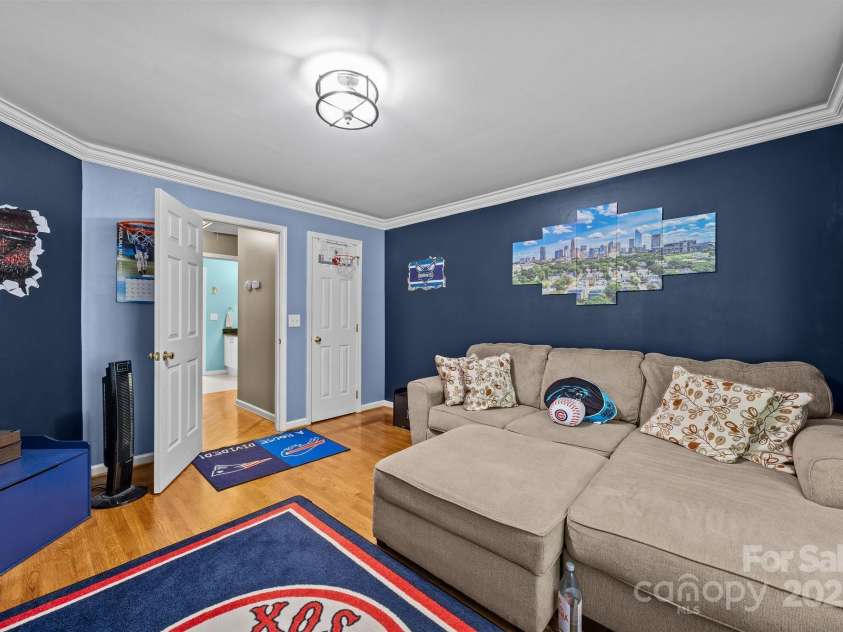 9038 Sandpiper Drive, Charlotte, NC 28277.  MLS# CAR4269770, YatesRealty ID 26997. 