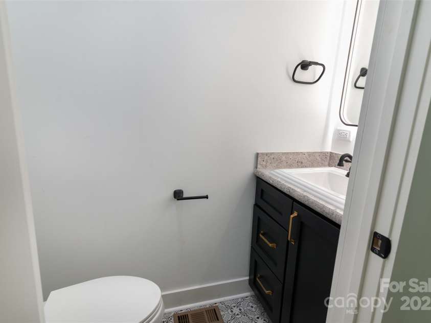 24 Queen Annes Drive, Tuckasegee, NC 28783.  MLS# CAR4259573, YatesRealty ID 26999. 