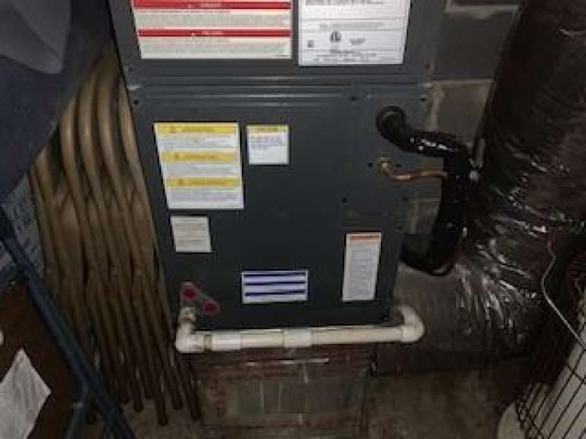 67 Small Creek Lane, Hendersonville, NC 28792.  MLS# CAR3876933, YatesRealty ID 27. 