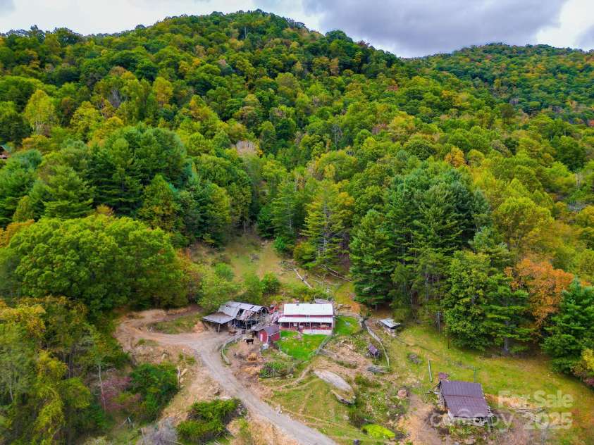 105 Home Place Road, Maggie Valley, NC 28751.  MLS# CAR4311277, YatesRealty ID 270. 