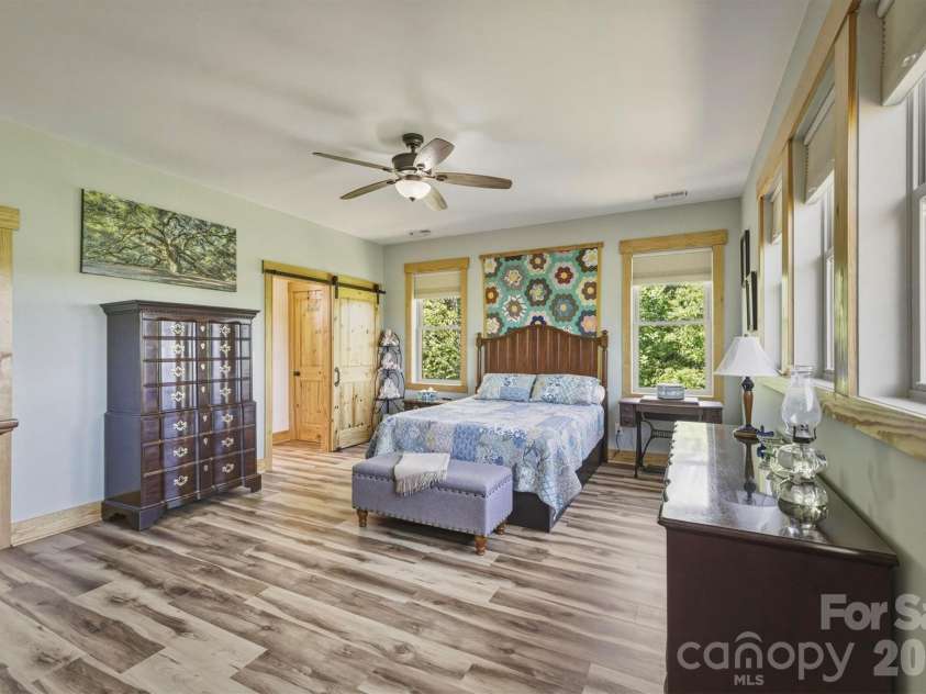 5564 Table View Lane, Lenoir, NC 28645.  MLS# CAR4380345, YatesRealty ID 27001. 