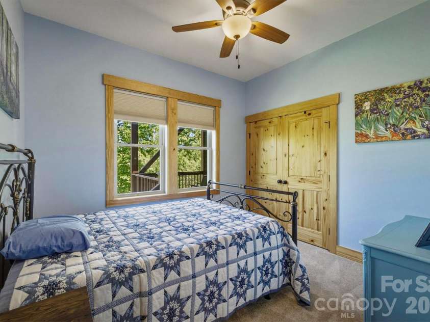 5564 Table View Lane, Lenoir, NC 28645.  MLS# CAR4380345, YatesRealty ID 27001. 
