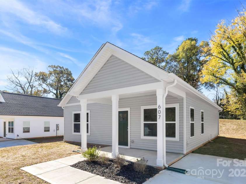 607 Meadow Street, Spencer, NC 28159.  MLS# CAR4319409, YatesRealty ID 27002. 