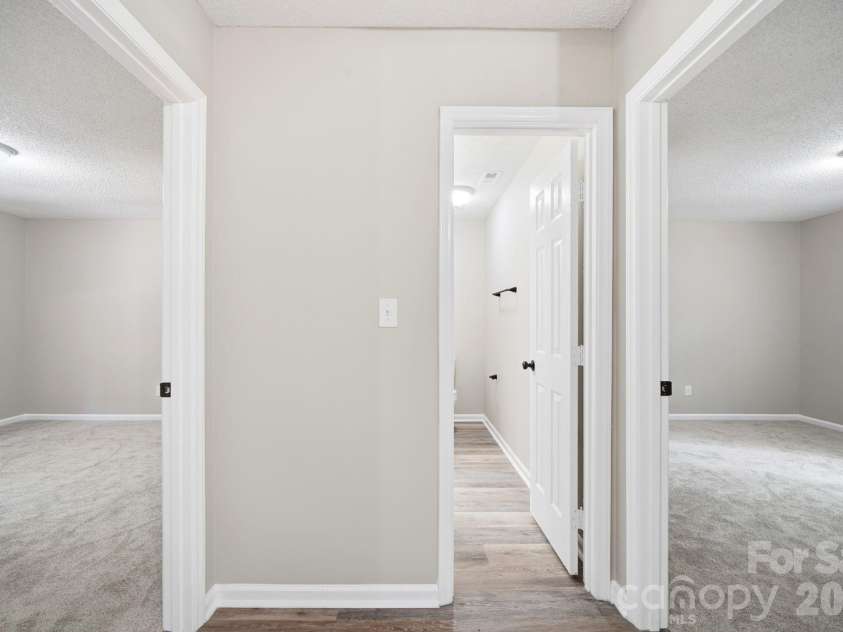 6324 Grove Park Boulevard, Charlotte, NC 28215.  MLS# CAR4387347, YatesRealty ID 27002. 