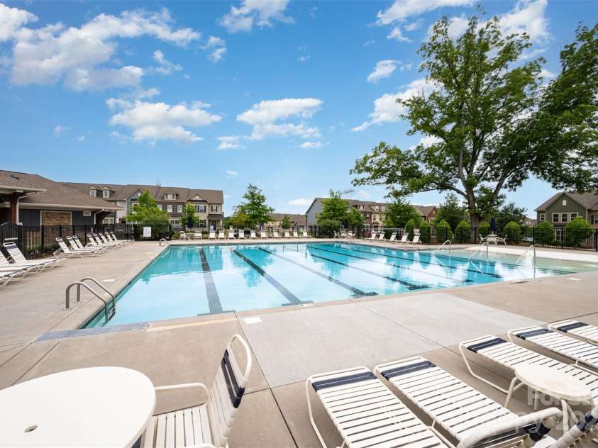 915 Claires Creek Lane, Davidson, NC 28036.  MLS# CAR4264930, YatesRealty ID 27003. Community Pool