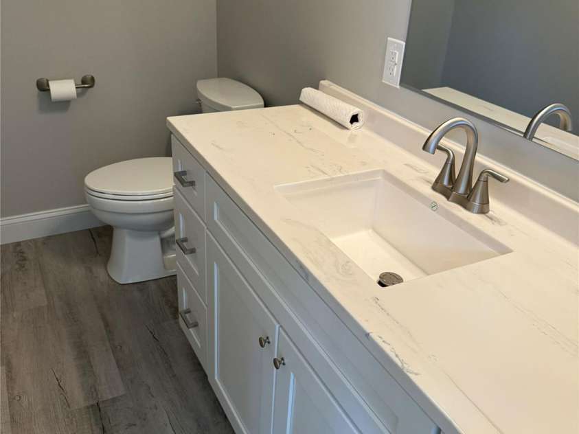 136 Day Drive, Boone, NC 28607.  MLS# CAR4270315, YatesRealty ID 27004. Half bath off main-level living room