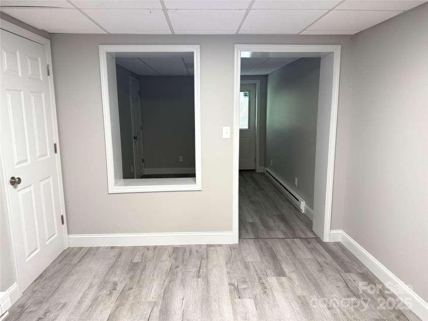 136 Day Drive, Boone, NC 28607.  MLS# CAR4270315, YatesRealty ID 27004. Lower-level suite with exterior access