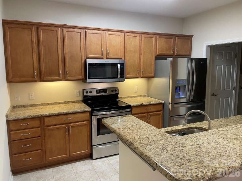 473 26th Avenue, Hickory, NC 28601.  MLS# CAR4387765, YatesRealty ID 27004. Kitchen 473C