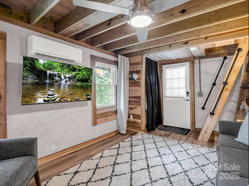 417 Tryon Bay Circle, Lake Lure, NC 28746.  MLS# CAR4279268, YatesRealty ID 27007. Basement