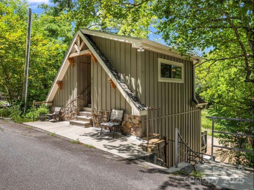 417 Tryon Bay Circle, Lake Lure, NC 28746.  MLS# CAR4279268, YatesRealty ID 27007. Side view