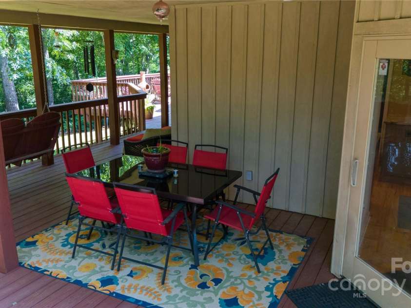 270 Foxwood Drive, Tryon, NC 28782.  MLS# CAR4275078, YatesRealty ID 27008. 