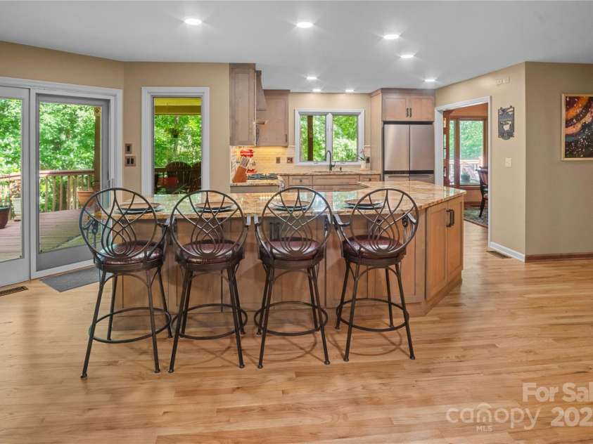 270 Foxwood Drive, Tryon, NC 28782.  MLS# CAR4275078, YatesRealty ID 27008. 