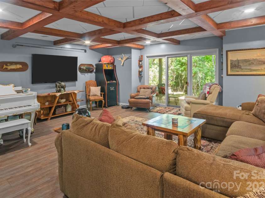 270 Foxwood Drive, Tryon, NC 28782.  MLS# CAR4275078, YatesRealty ID 27008. 