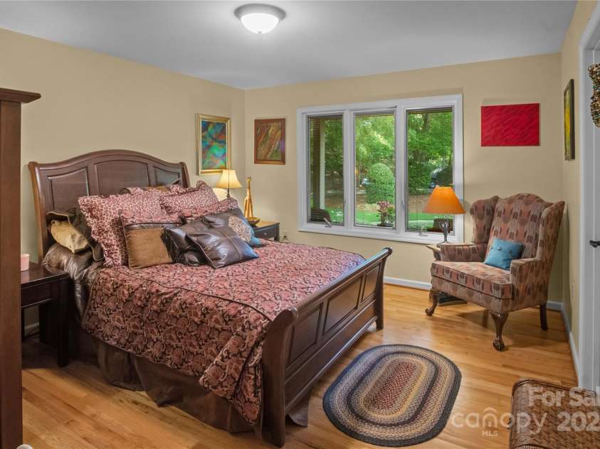 270 Foxwood Drive, Tryon, NC 28782.  MLS# CAR4275078, YatesRealty ID 27008. 