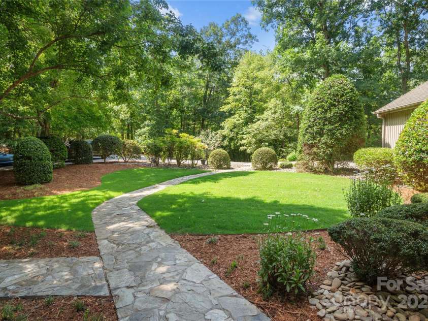 270 Foxwood Drive, Tryon, NC 28782.  MLS# CAR4275078, YatesRealty ID 27008. 