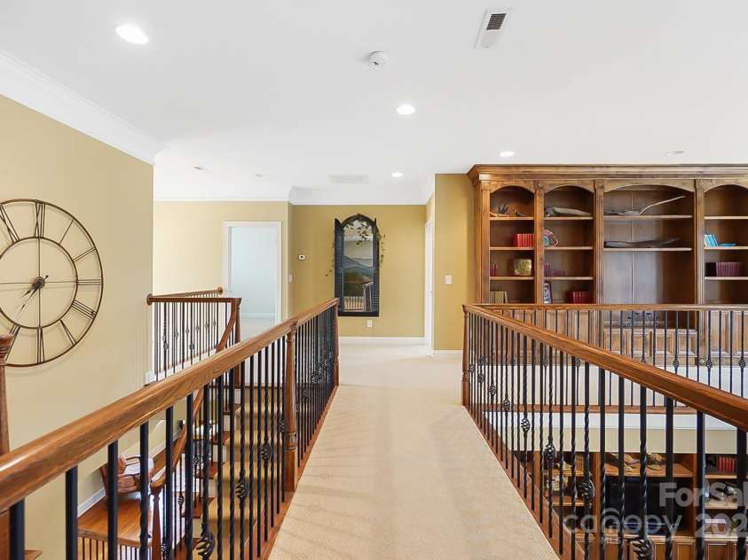 2016 Autumn Blossom Lane, Waxhaw, NC 28173.  MLS# CAR4327443, YatesRealty ID 2701. 