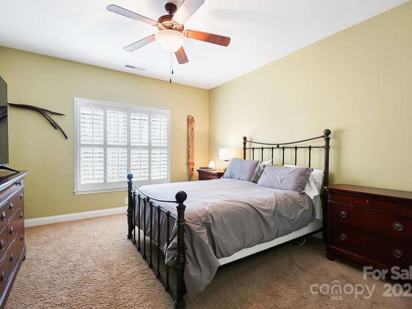 2016 Autumn Blossom Lane, Waxhaw, NC 28173.  MLS# CAR4327443, YatesRealty ID 2701. 