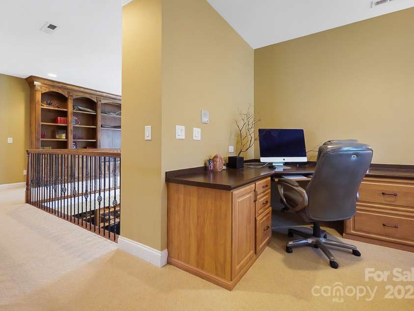 2016 Autumn Blossom Lane, Waxhaw, NC 28173.  MLS# CAR4327443, YatesRealty ID 2701. 