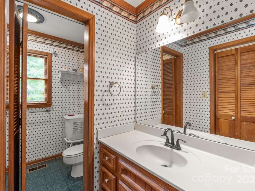 310 Oakwood Drive, Mount Holly, NC 28120.  MLS# CAR4297831, YatesRealty ID 2701. Master Bathroom