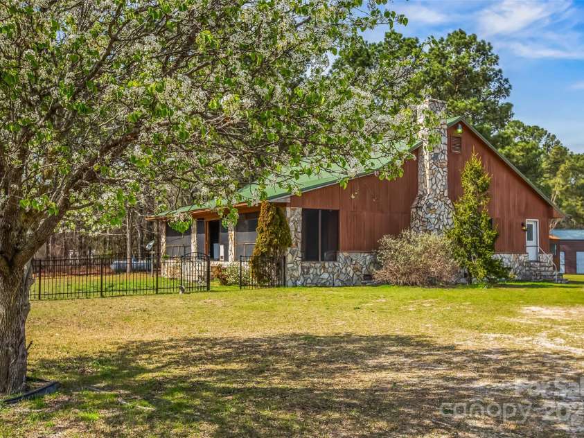 526 Spring Hill Church Road, Hamlet, NC 28345.  MLS# CAR4195010, YatesRealty ID 2701. 