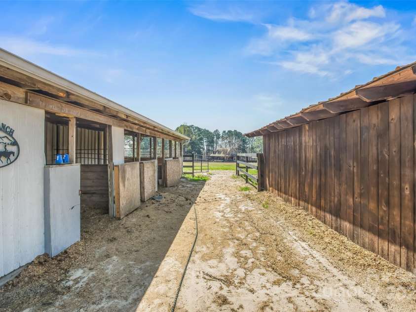 526 Spring Hill Church Road, Hamlet, NC 28345.  MLS# CAR4195010, YatesRealty ID 2701. 