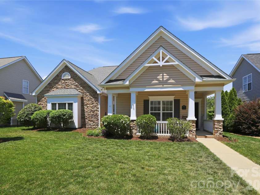 1008 Triple Crown Drive, Indian Trail, NC 28079.  MLS# CAR4380738, YatesRealty ID 27010. 
