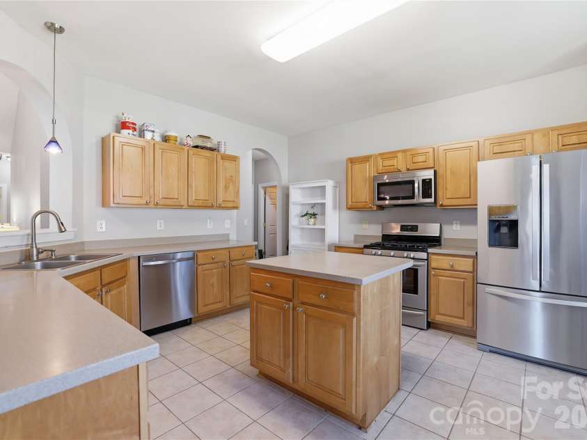 1008 Triple Crown Drive, Indian Trail, NC 28079.  MLS# CAR4380738, YatesRealty ID 27010. 