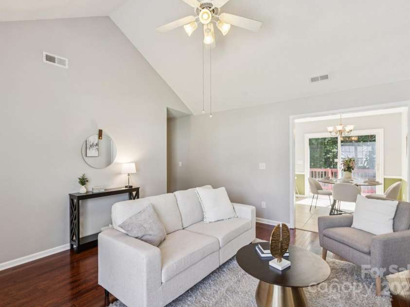 2336 Nuthatch Drive, Rock Hill, SC 29732.  MLS# CAR4279059, YatesRealty ID 27010. 