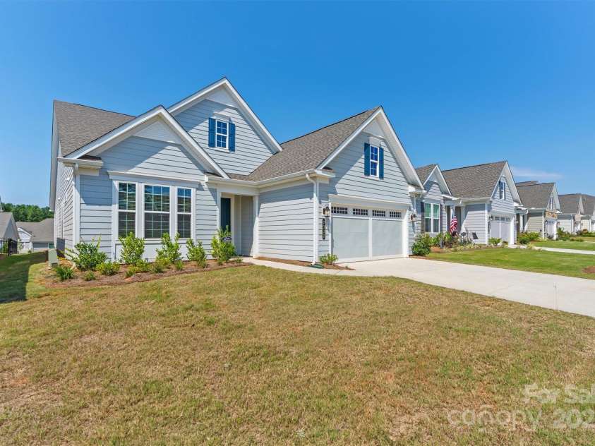 7332 Jolly Brook Drive, Charlotte, NC 28215.  MLS# CAR4300035, YatesRealty ID 27011. 