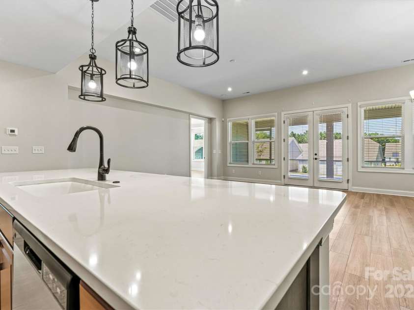 7332 Jolly Brook Drive, Charlotte, NC 28215.  MLS# CAR4300035, YatesRealty ID 27011. 