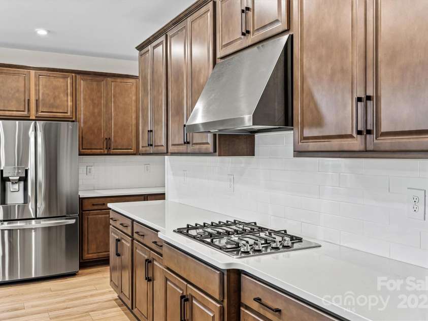 7332 Jolly Brook Drive, Charlotte, NC 28215.  MLS# CAR4300035, YatesRealty ID 27011. 