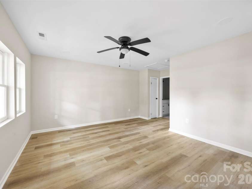 2237-2239 Catawba Heights Road, Lincolnton, NC 28092.  MLS# CAR4387078, YatesRealty ID 27012. 