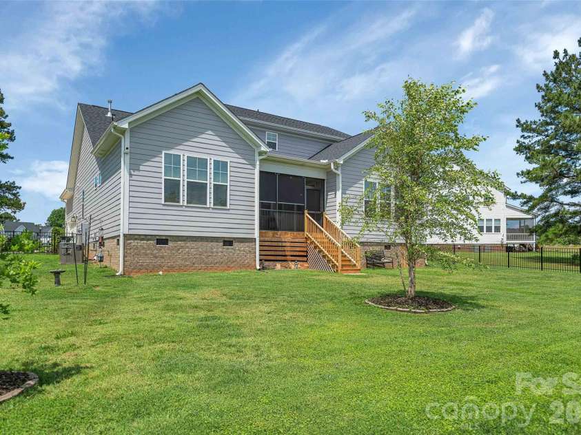 622 Plowshare Way, Clover, SC 29710.  MLS# CAR4383209, YatesRealty ID 27014. 