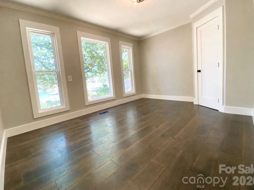 16025 Cramur Drive, Huntersville, NC 28078.  MLS# CAR4383183, YatesRealty ID 27015. 