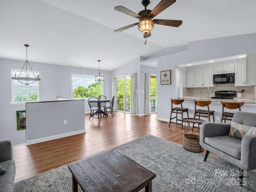 198 Sugarbush Point, Lake Lure, NC 28746.  MLS# CAR4275826, YatesRealty ID 27015. 